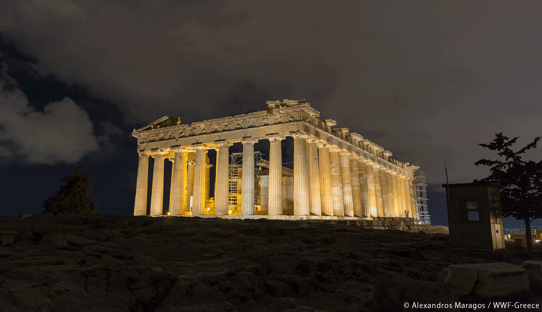 ギリシャの消灯の様子