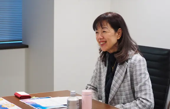 聞き手役の小西。さまざまな突っ込んだ質問にも明瞭な回答をいただきました。