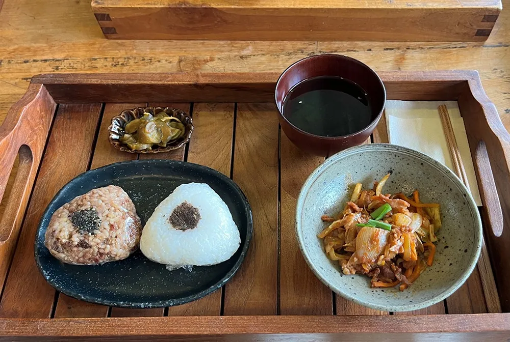 自然に囲まれてのランチはとてもおいしかったです。