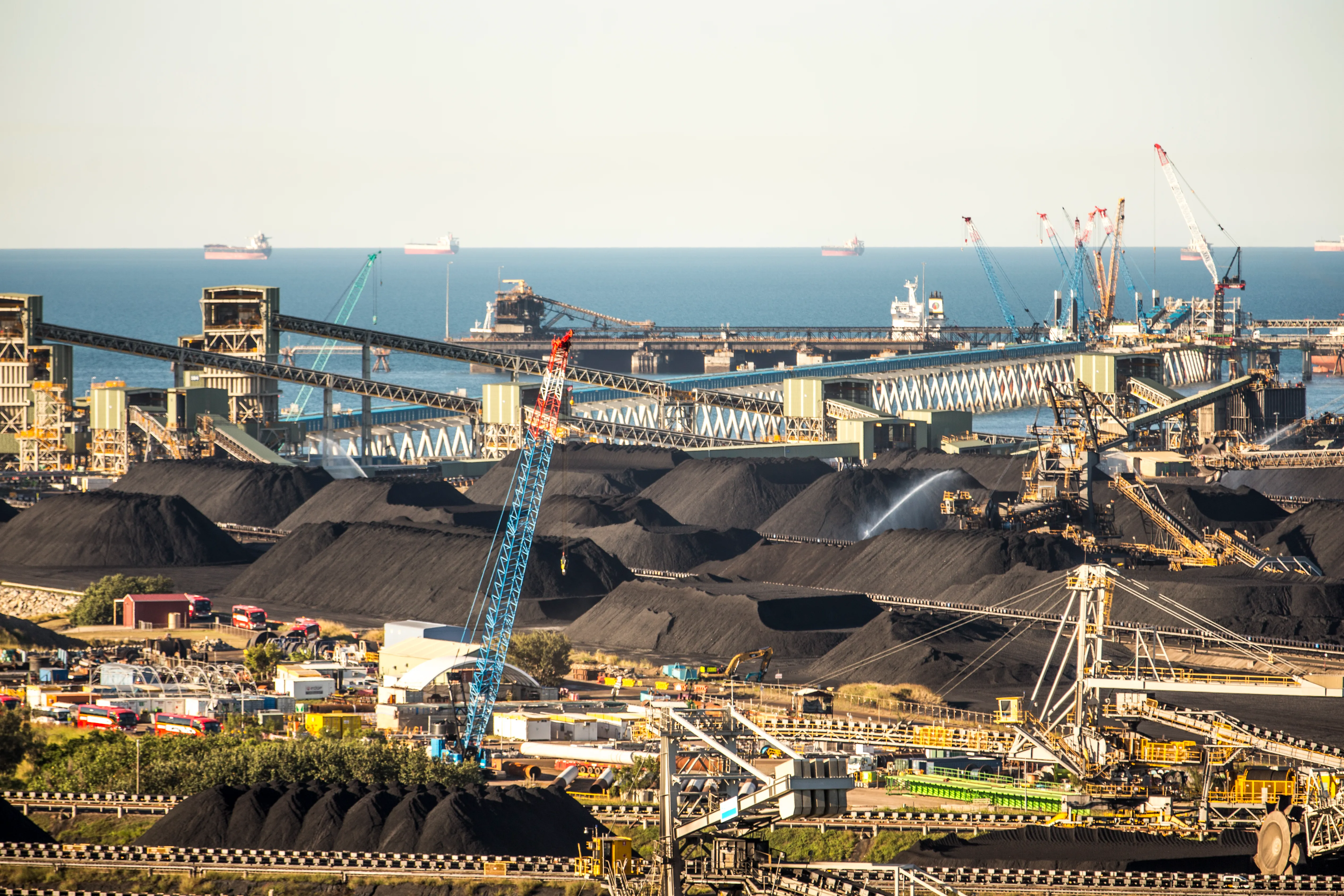オーストラリアのヘイポイント港、世界最大の石炭積出港の一つ