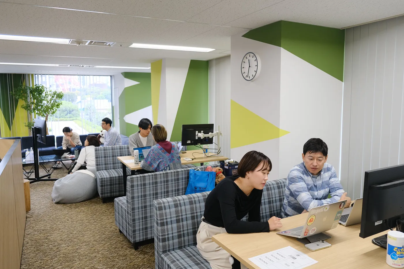 プログラムのメインは個別メンタリング。環境面、事業面、プロジェクト推進にあたってのマインドセットなど様々な角度からアドバイスを受けました。