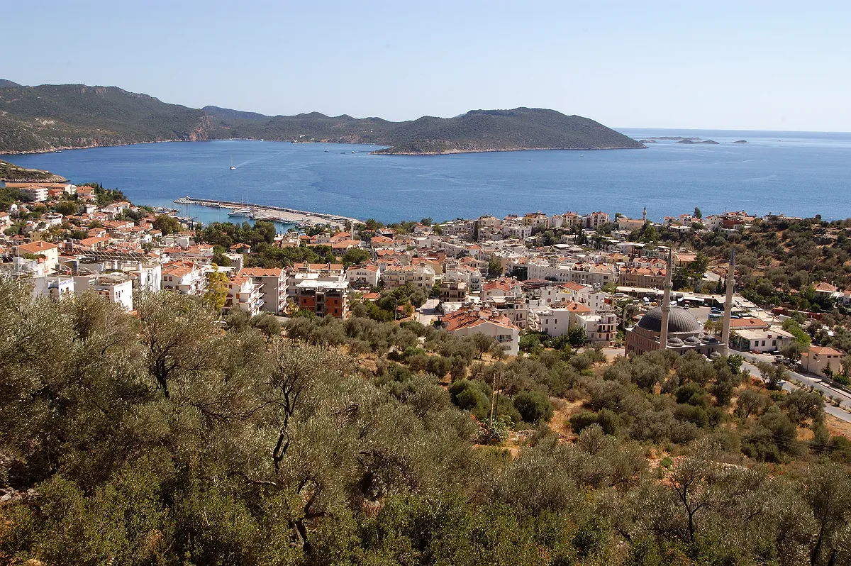 COP31が開催されるアンタルヤは、地中海に面した歴史溢れる都市。多国間協力のもと、気候アクションを加速するための土台を作れるかが問われる。